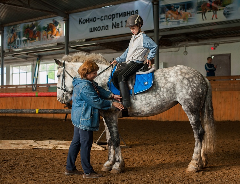 С 1 июня 2021 года в нашей конно-спортивной школе ведётся запись на индивидуальные занятия по верховой езде для всех желающих (детей и взрослых)